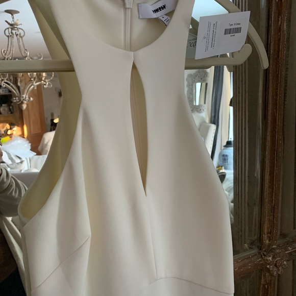 NWT LIKELY x REVOLVE Elston Creamy White Keyhole Halter Neck Slit Maxi Dress 4 - Picture 6 of 16